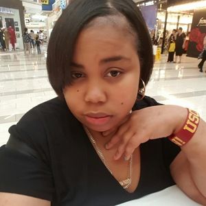 Meet your Posher, Shawnise